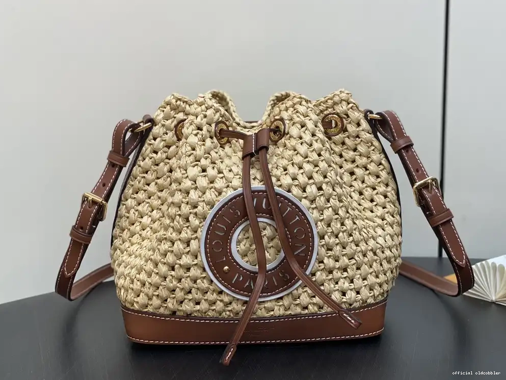 Official oldcobbler Noé VUITTON BB-22*24*15CM LOUIS 0618